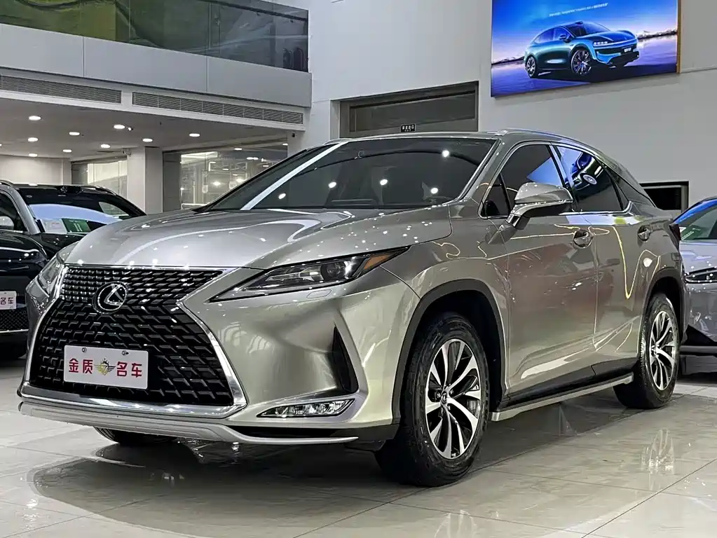 Lexus RX 2020 — фото 1