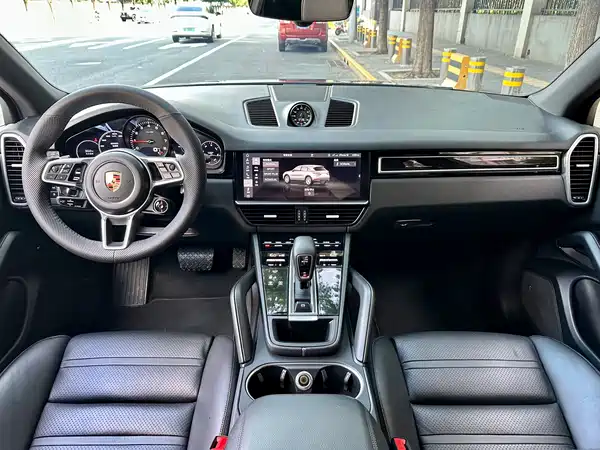 Porsche Cayenne 2019