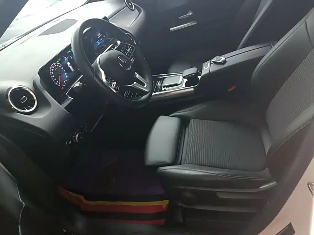 Mercedes-Benz B-Class 2022 — фото 15