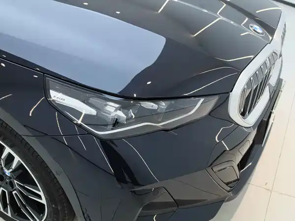 BMW 5 Series 2025