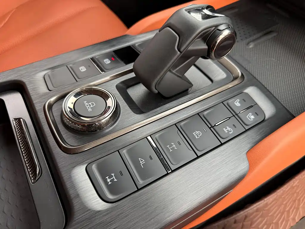 Haval H9 2025 — фото 16