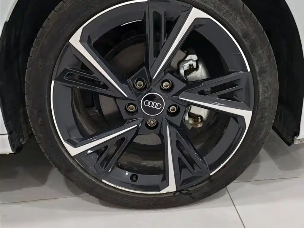 Audi A3 2022 — фото 27