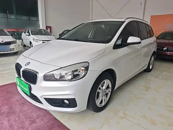 BMW 2 Series Wagon 2018
