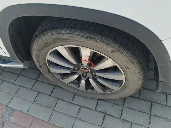 Roewe RX8 2018