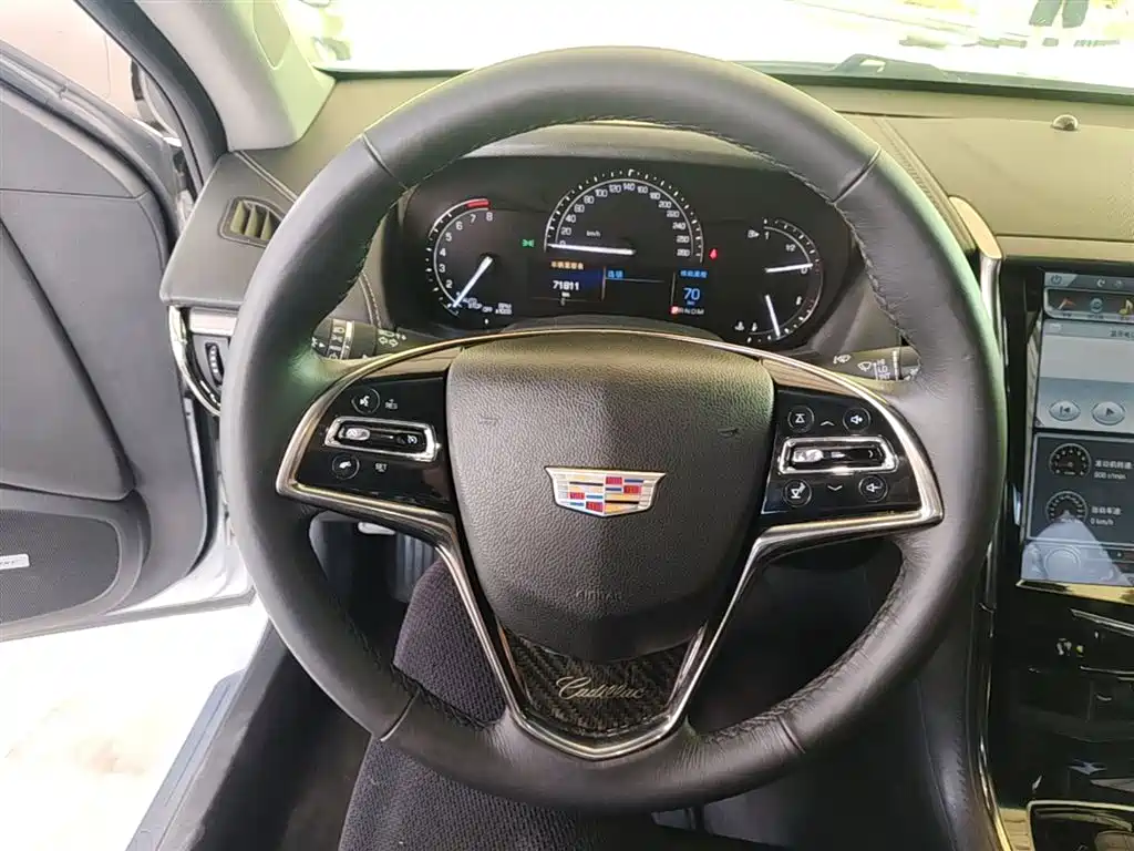 Cadillac ATS-L 2017 — фото 11