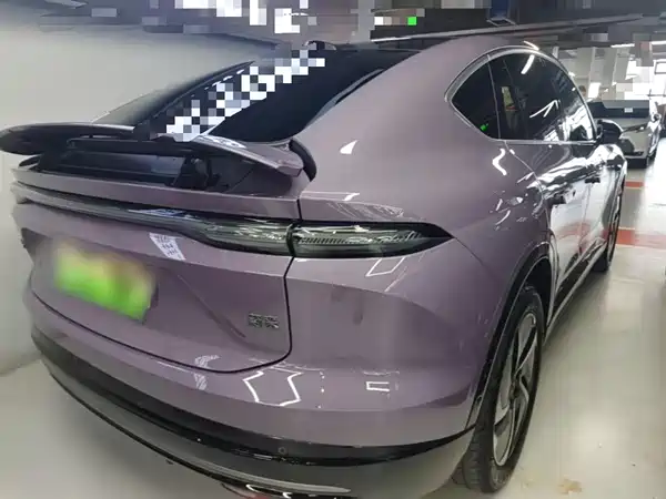 NIO EC6 2025