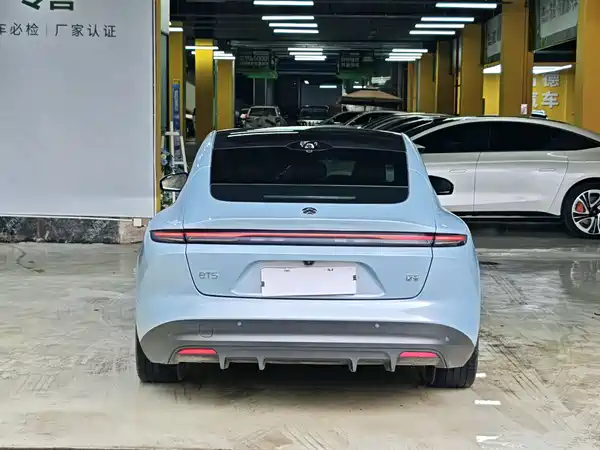 NIO ET5 2024
