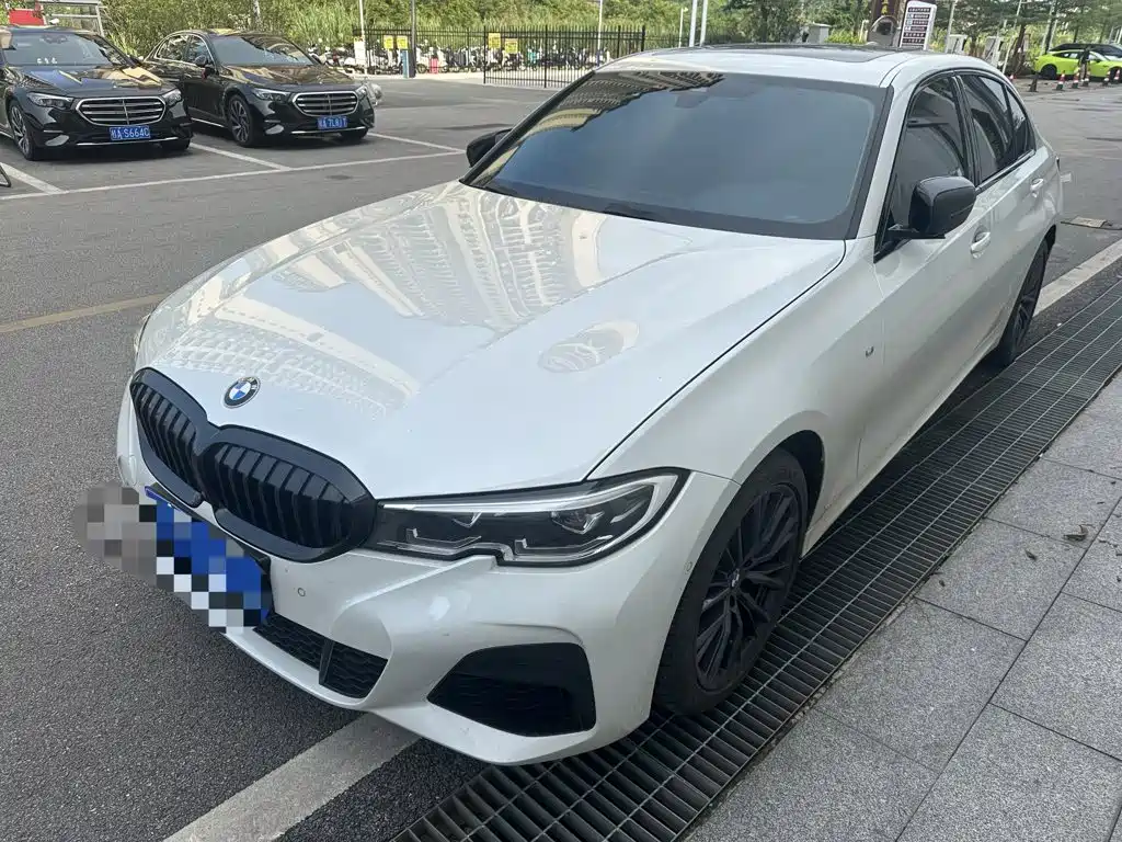 BMW 3 Series 2021