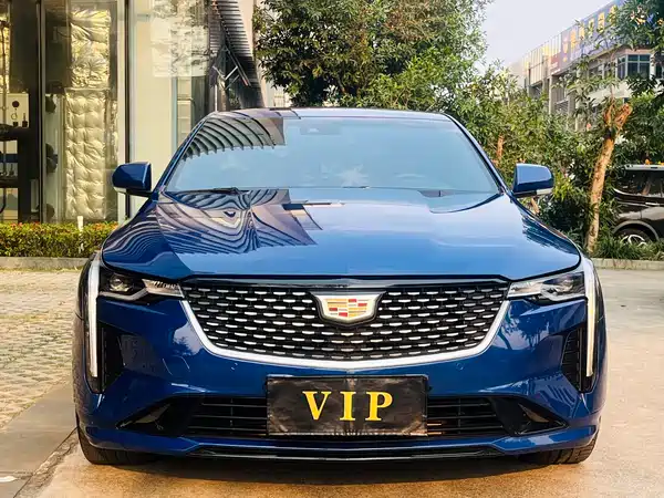 Cadillac CT4 2022