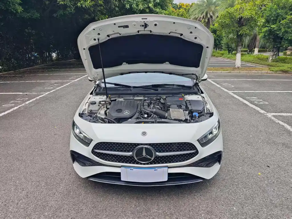 Mercedes-Benz A-Class 2024 — фото 16