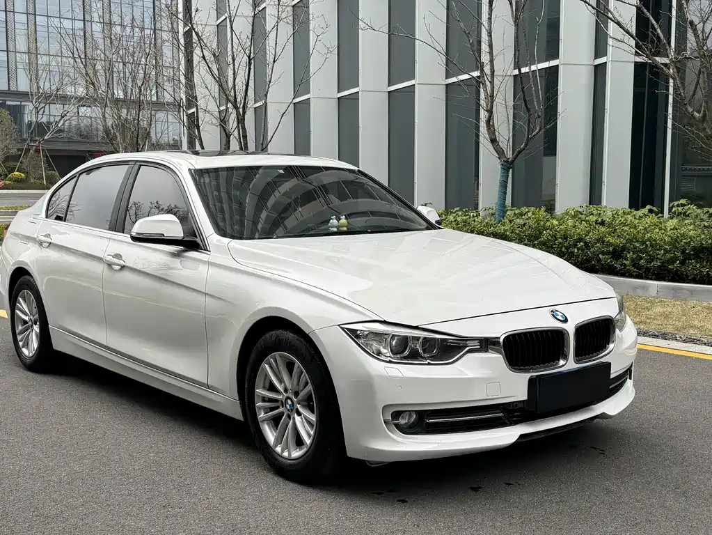 BMW 3 Series 2015 — фото 3