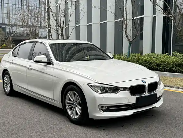BMW 3 Series 2015