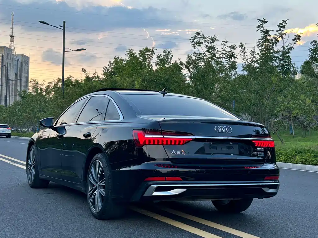 Audi A6L 2021 — фото 23