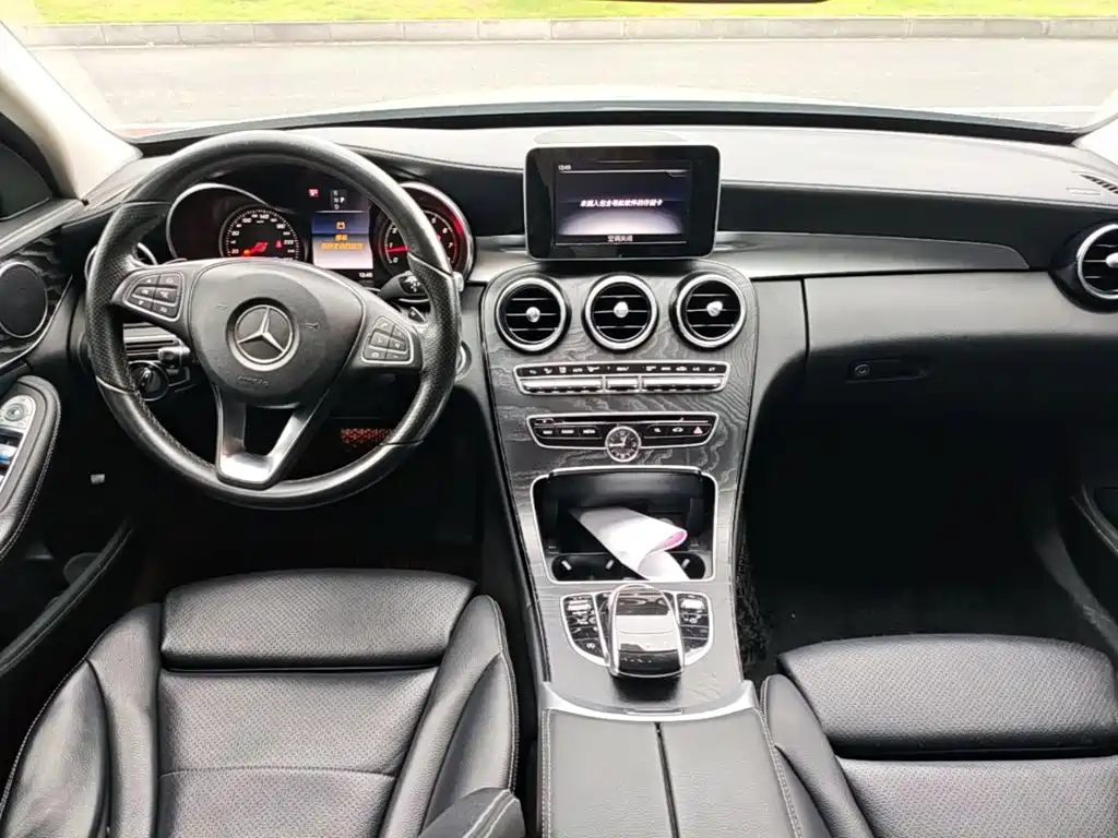 Mercedes-Benz C-Class 2017 — фото 10