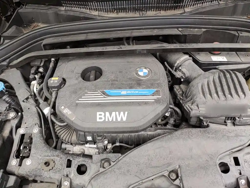 BMW X1 New Energy 2019 — фото 11