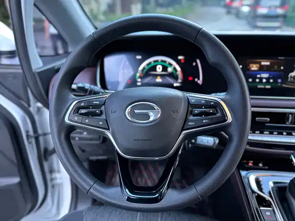 GAC Trumpchi M6 2023
