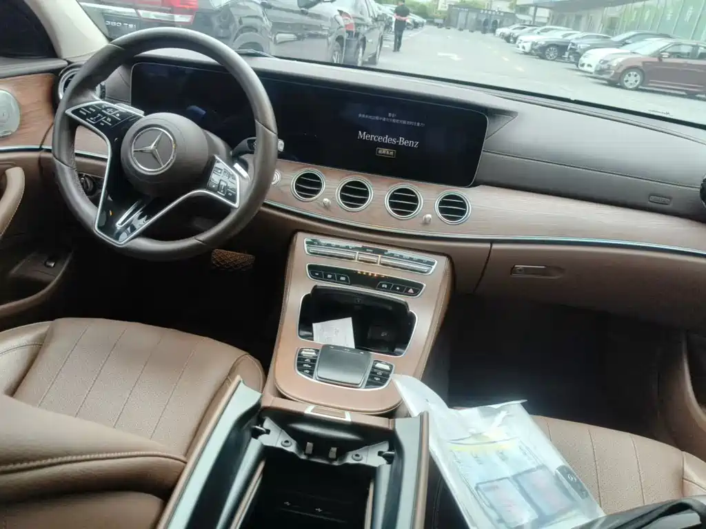 Mercedes-Benz E-Class 2023