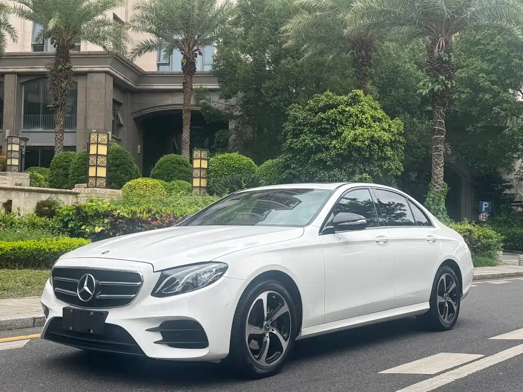 Mercedes-Benz E-Class 2017 — фото 1