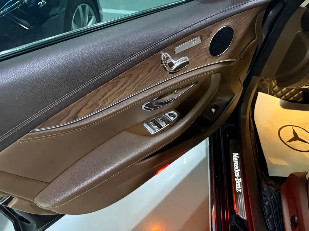 Mercedes-Benz E-Class 2019