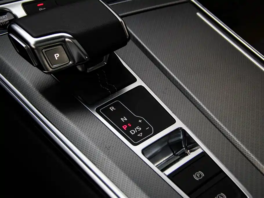 Audi A7L 2024 — фото 20