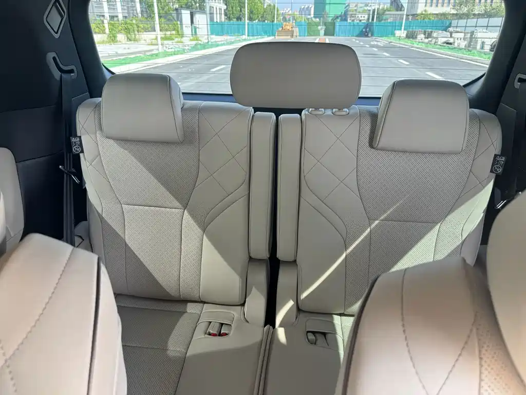 Toyota Alphard 2025 — фото 16
