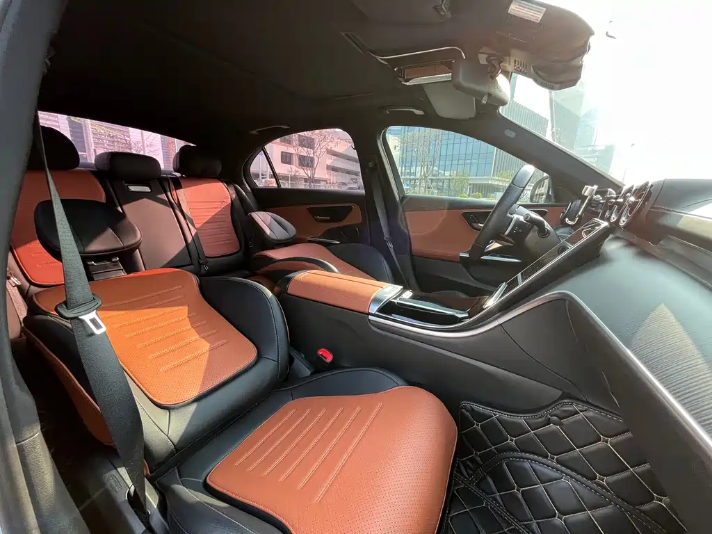 Mercedes-Benz C-Class 2022 — фото 14