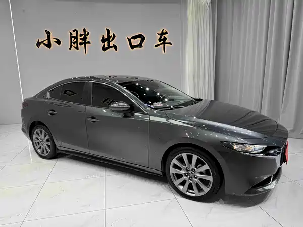 Mazda 3 Axela 2022