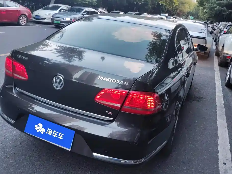 Volkswagen Magotan 2014