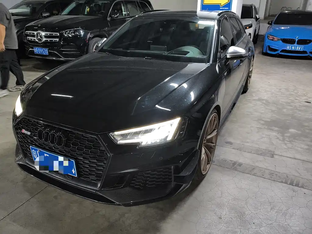 Audi RS 4 2020