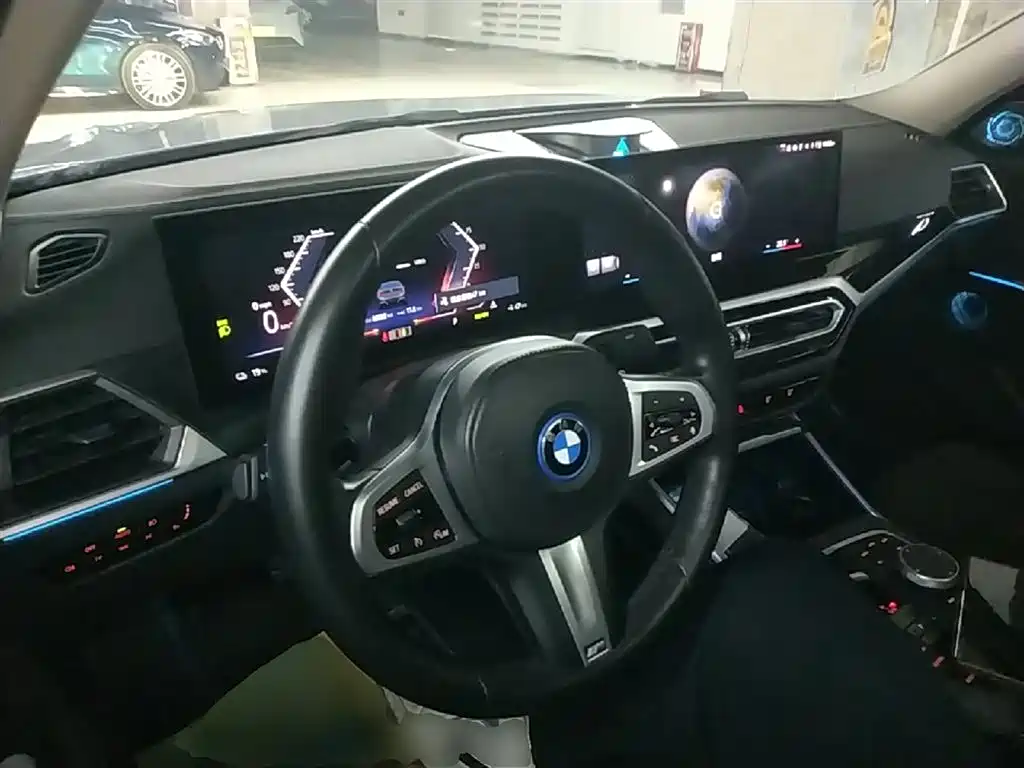BMW i3 2023 — фото 10