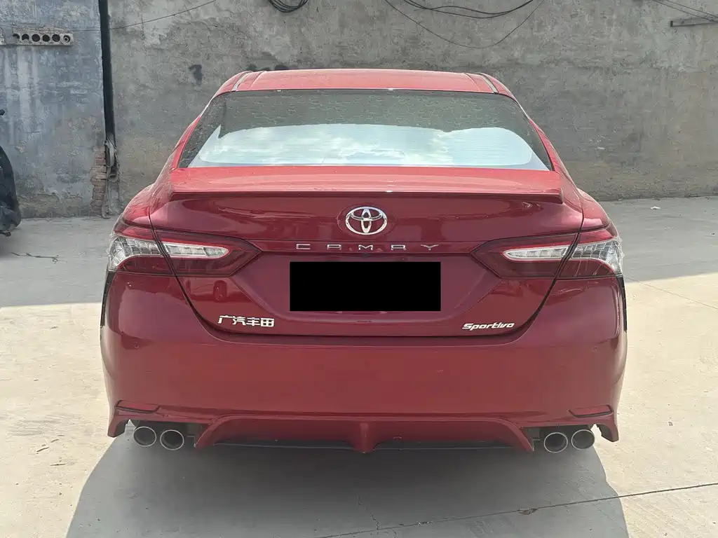 Toyota Camry 2019 — фото 3