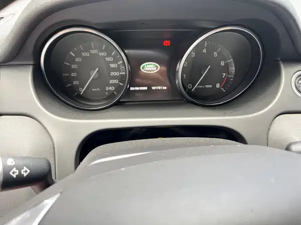 Land Rover Discovery Sport 2015