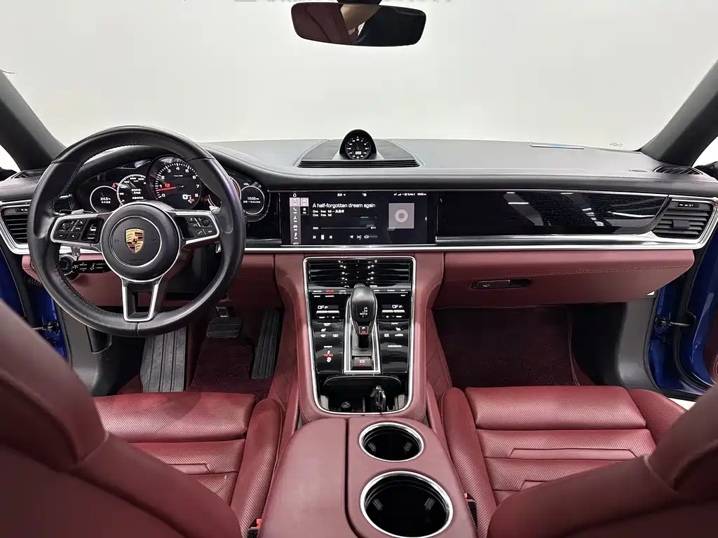 Porsche Panamera 2017 — фото 12