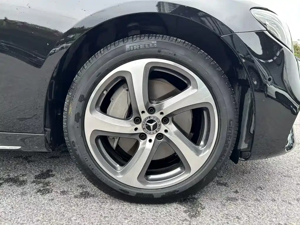 Mercedes-Benz E-Class 2019
