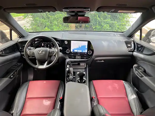 Lexus NX 2022