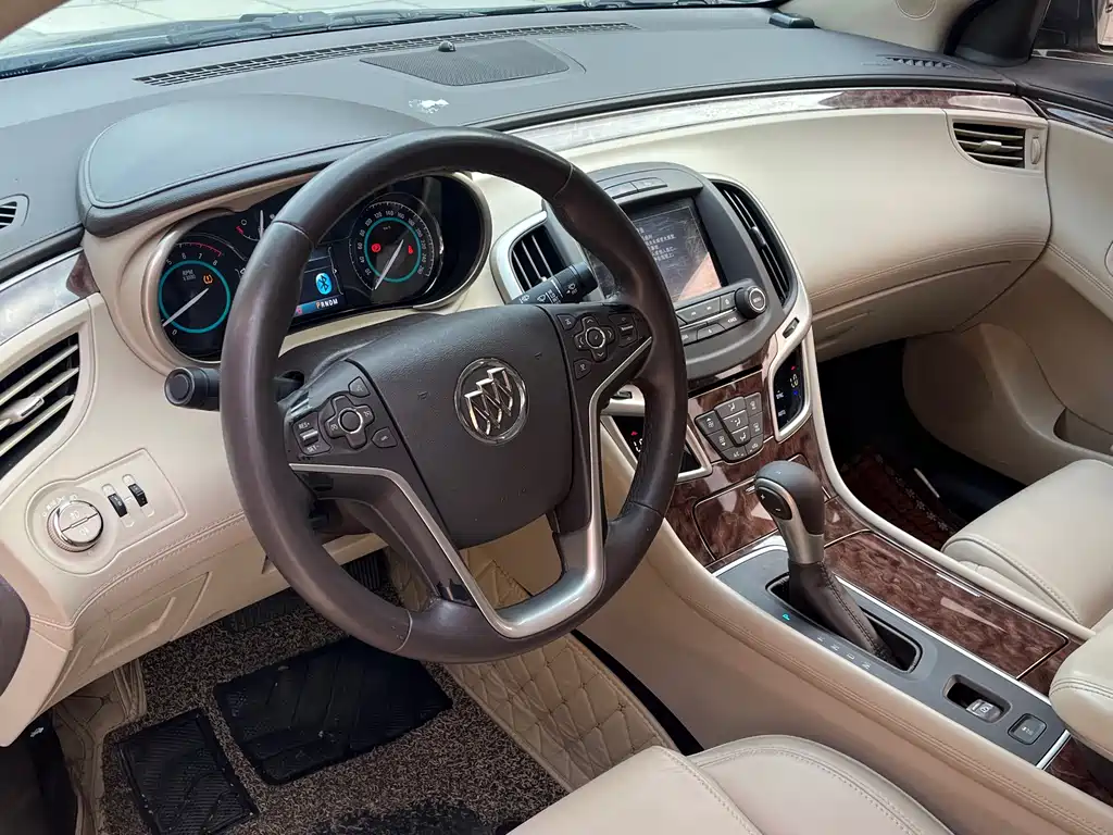 Buick LaCrosse 2016 — фото 19