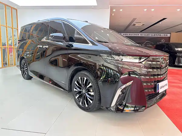 Toyota Alphard 2024