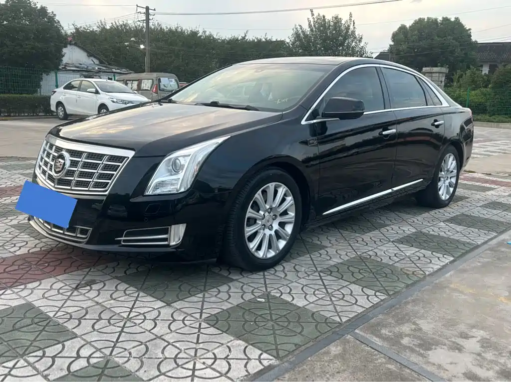 Cadillac XTS 2015 — фото 2