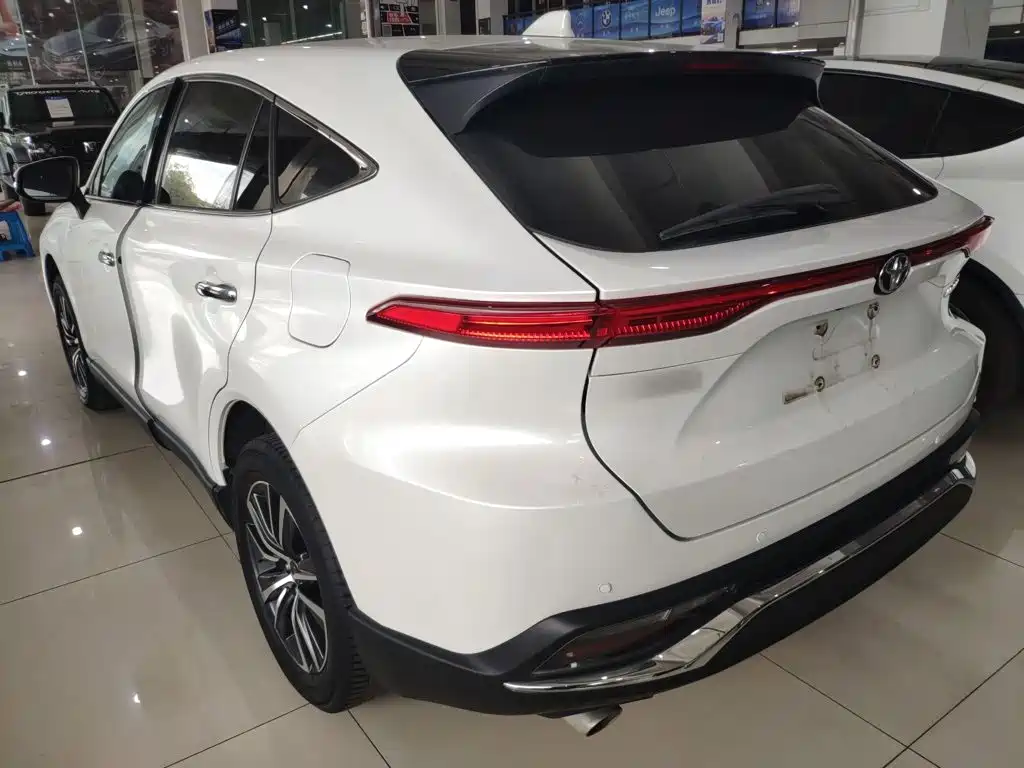 Toyota Harrier 2021