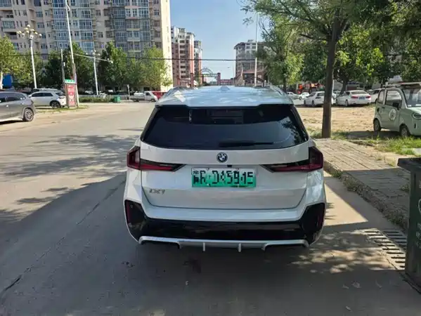 BMW iX1 2024