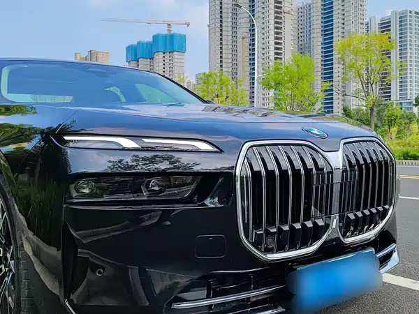 BMW 7 Series 2023