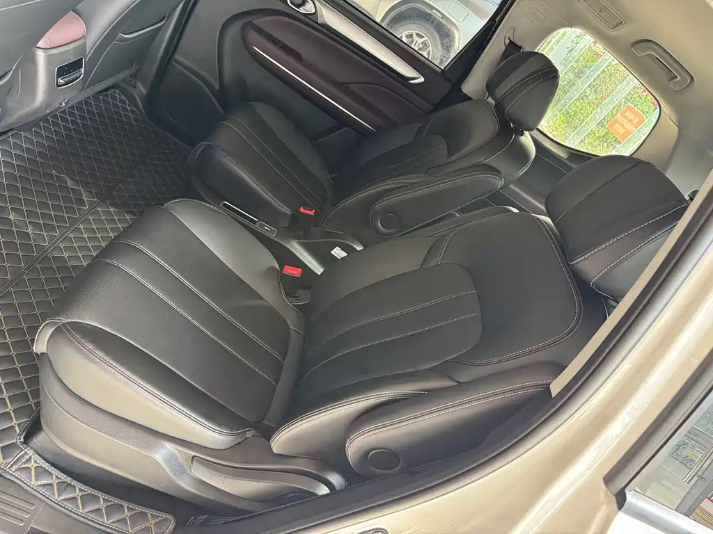 GAC Trumpchi M6 2023 — фото 8