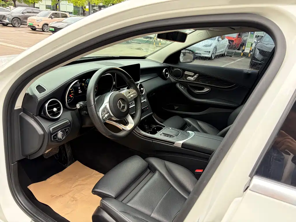 Mercedes-Benz C-Class 2020 — фото 5