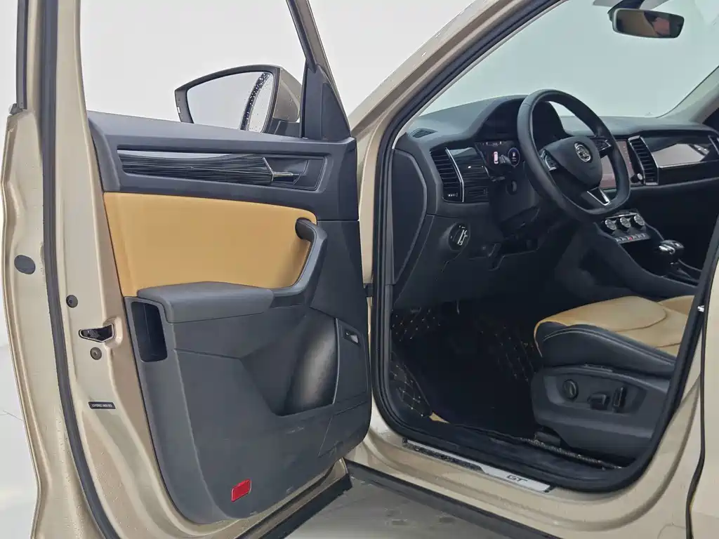 Skoda Kodiak GT 2019 — фото 23