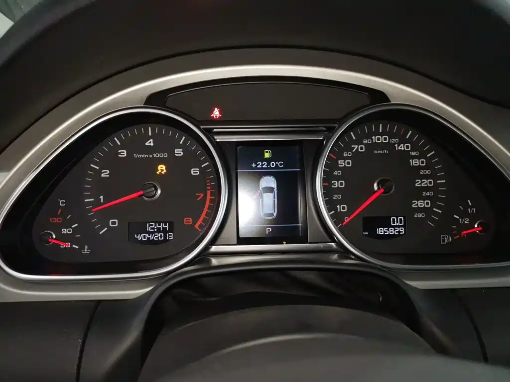 Audi Q7 2015 — фото 9