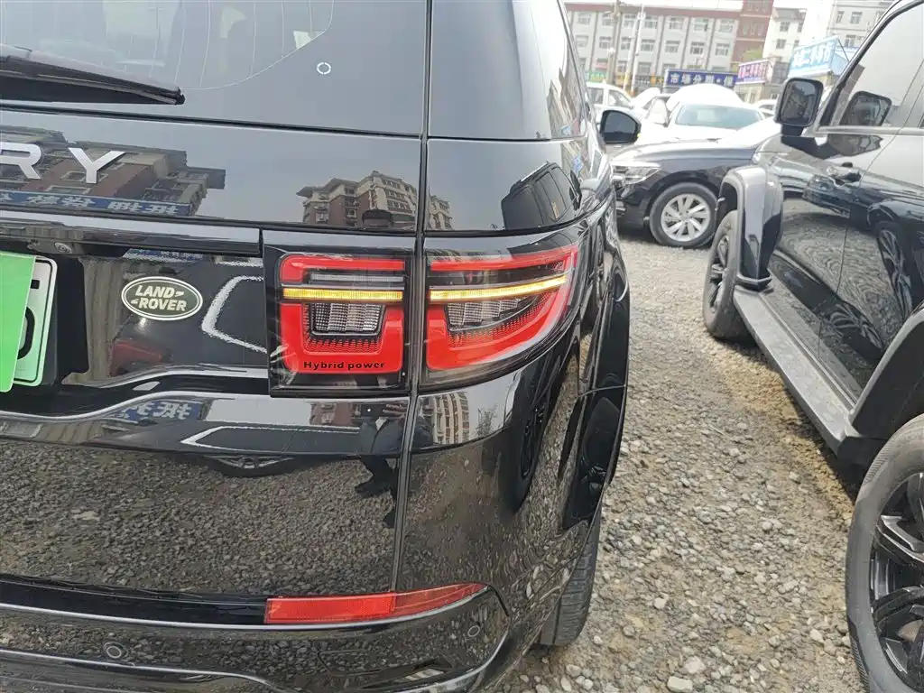 Land Rover Discovery Sport Hybrid 2023 — фото 24