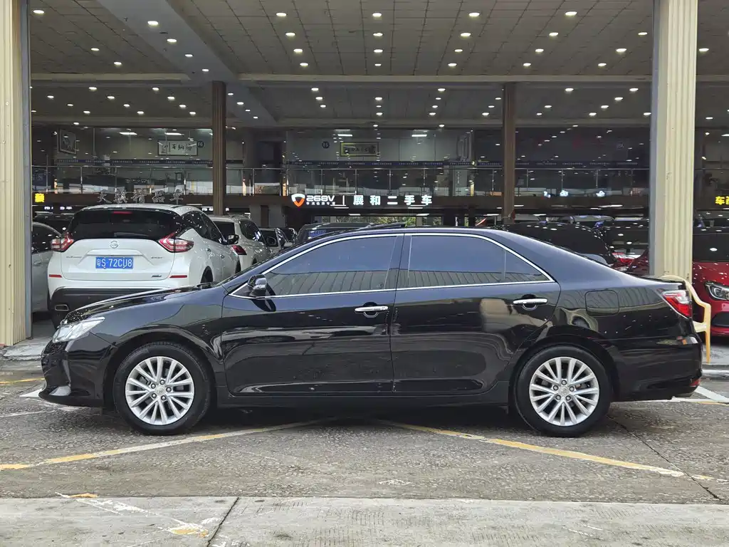 Toyota Camry 2016 — фото 14