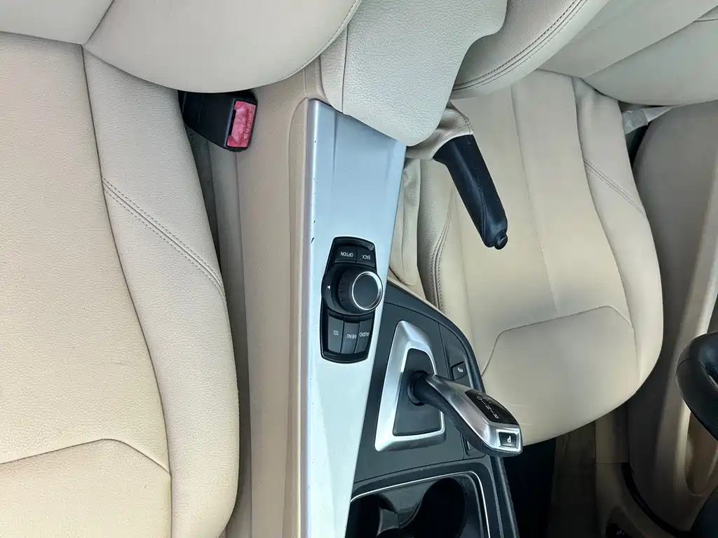BMW 3 Series 2015 — фото 34