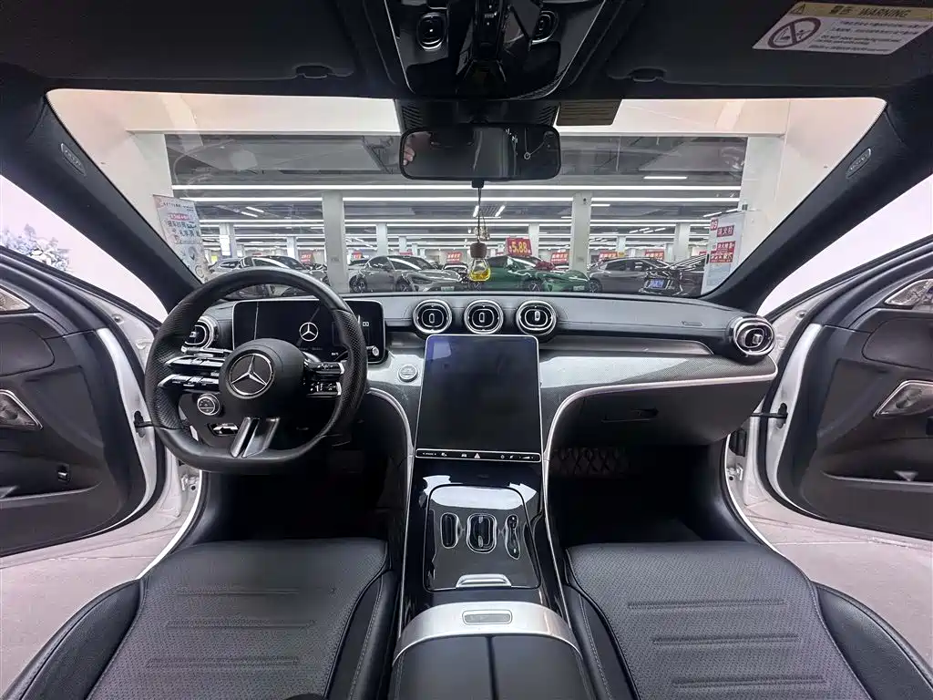 Mercedes-Benz C-Class 2022 — фото 7
