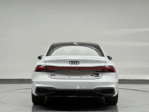 Audi A7L 2023